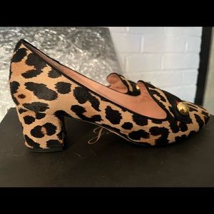 Beautiful Kate spade calf hair leopard Block heel shoes. Size 9